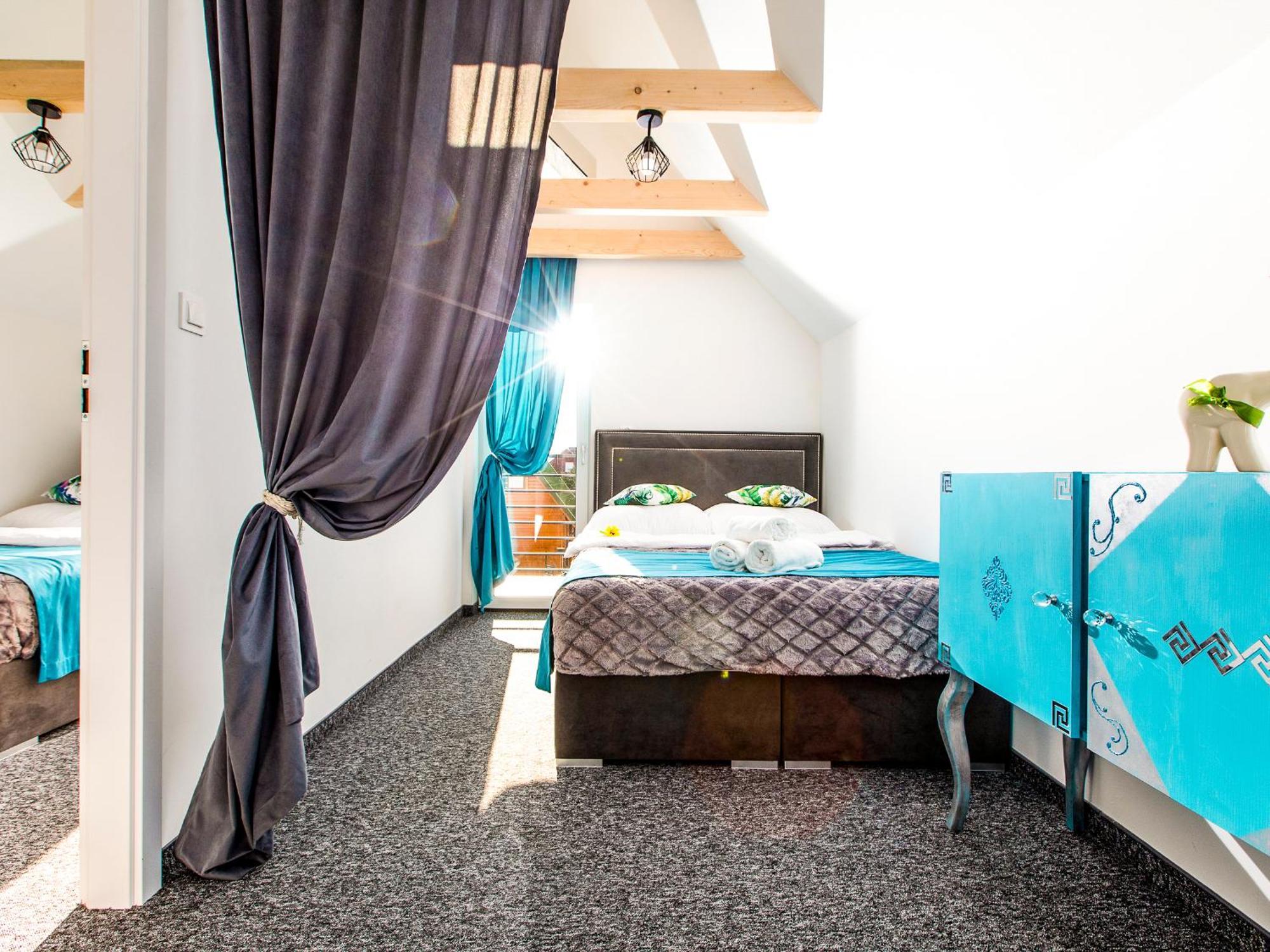 Temple Luxury Resort Rewal Room photo